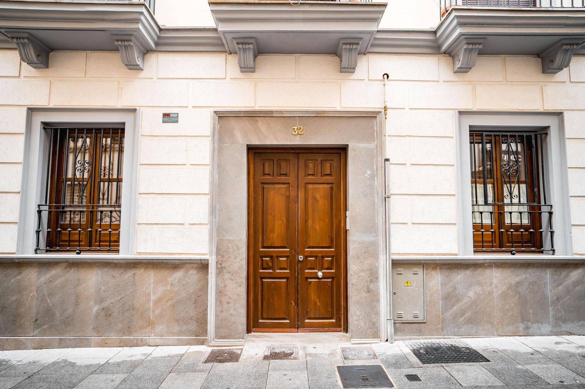 Qh Plaza De La Trinidad Apartment Granada Exterior foto